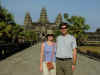 ca-siem-angkor-wat-inside-kristen-dan-2-600.jpg (82458 bytes)